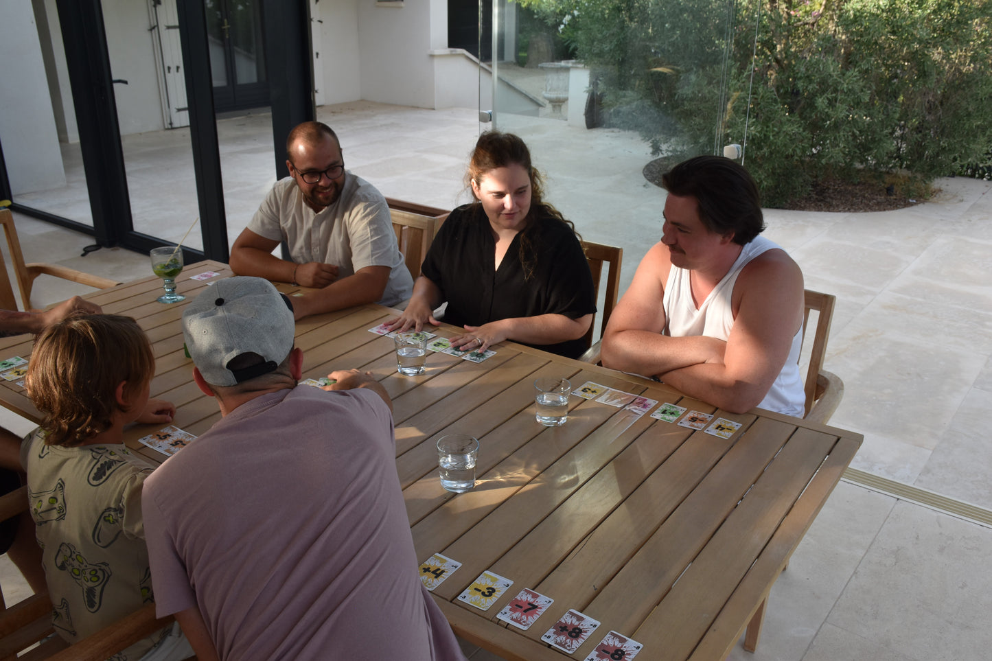 Ziro – Jeu de cartes familial rapide et amusant (2 à 8 joueurs)